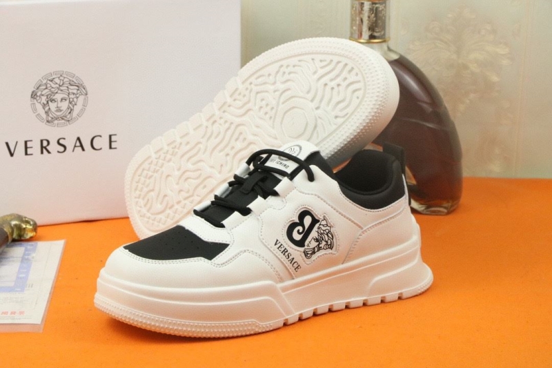 Givenchy Sneakers